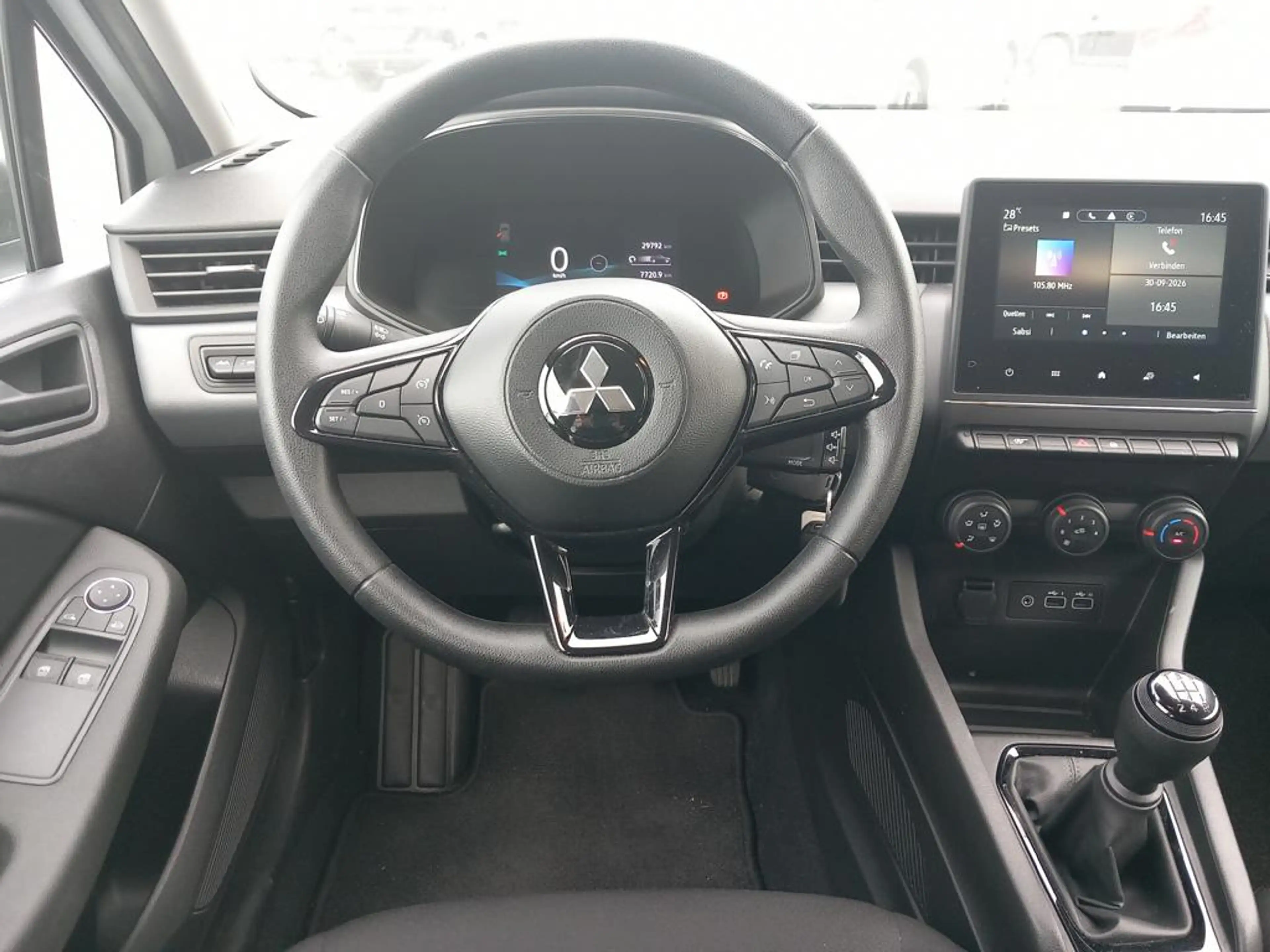 Mitsubishi Colt 1.0 l 5-Türer PDC 5 Türen, Allwetter, Klima, Andro — photo 12