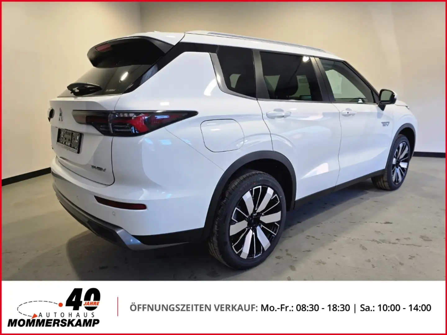 Mitsubishi Outlander 2,4 INTRO EDITION+4WD+Klima+Leder+Navi+PDC+HUD+LED Weiß - 2
