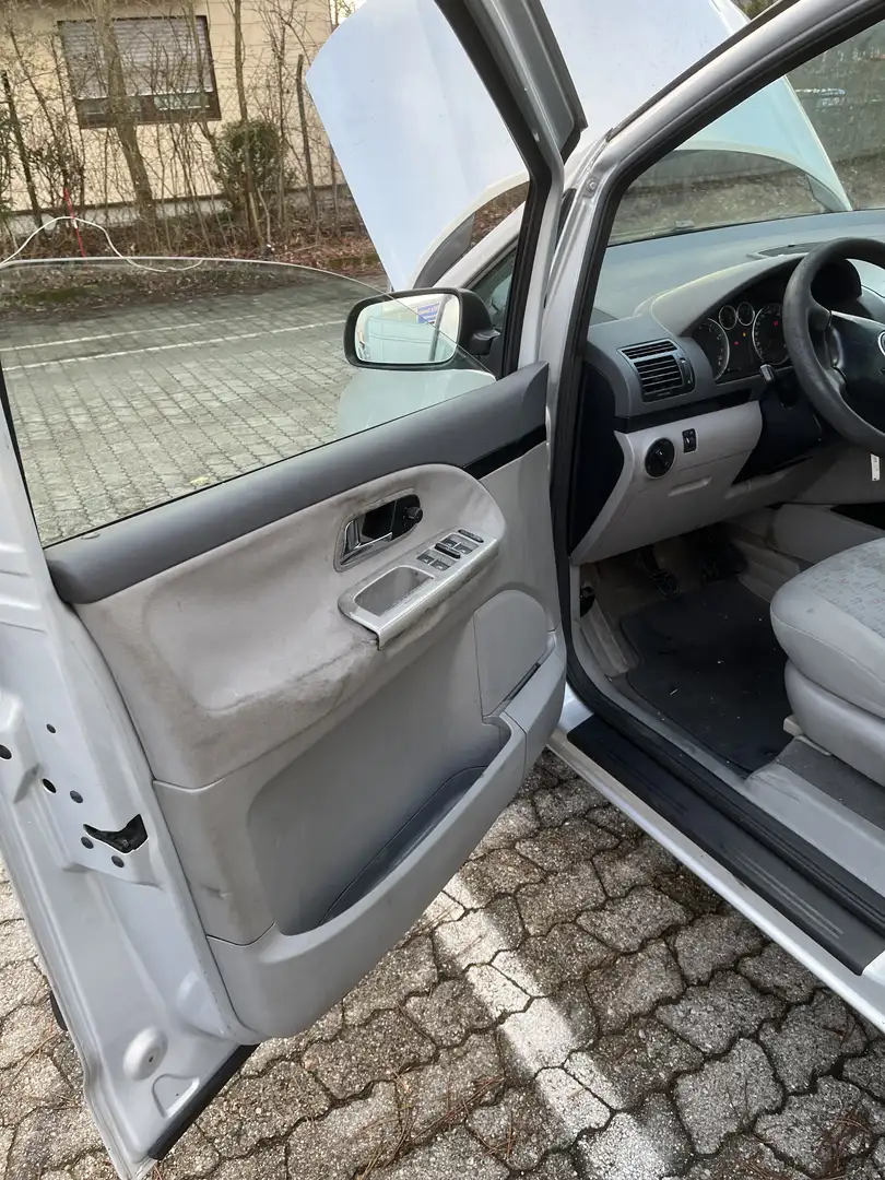 Volkswagen Sharan 2.0 - 1