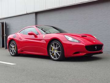 California 30 (Unique Edition & VAT Car)