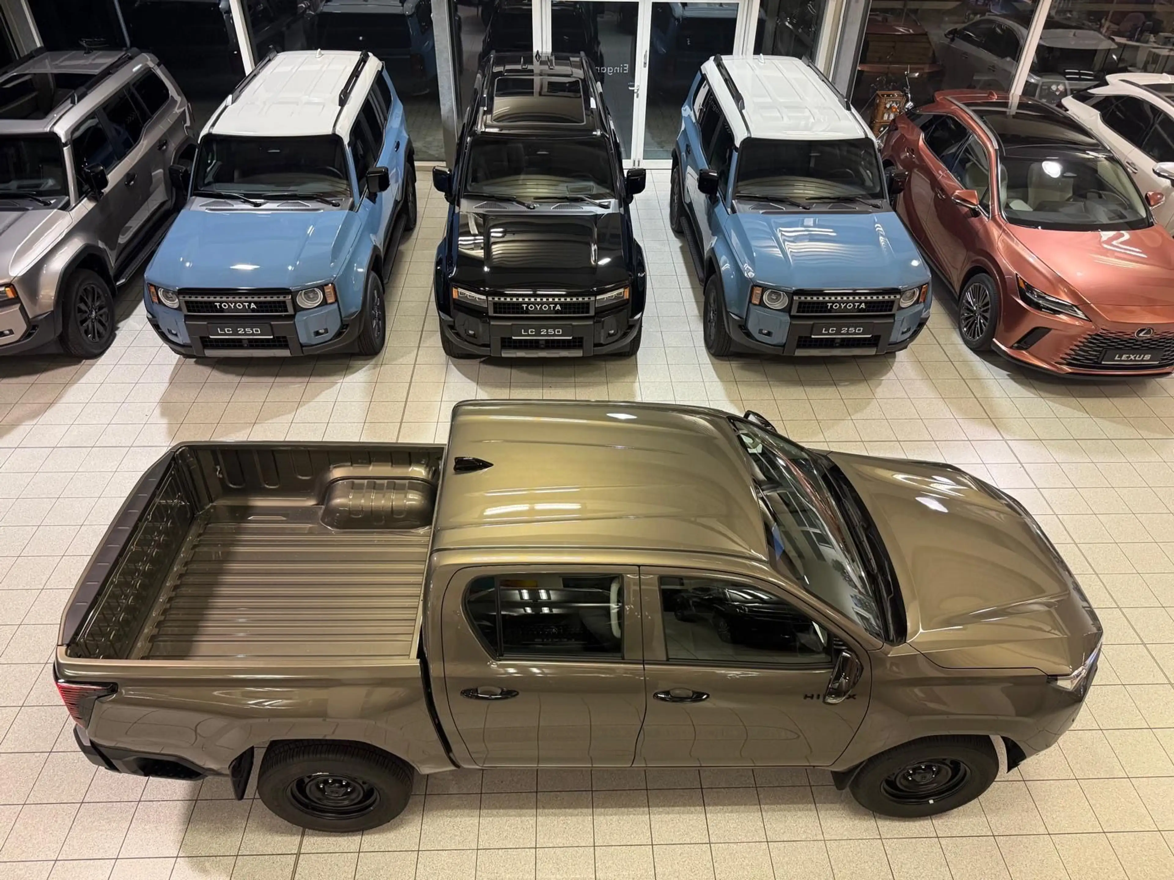 Toyota Hilux HILUX DOUBLE CAB-MILD HYB.-DUTY-4x4-NEUES MODELL — photo 11
