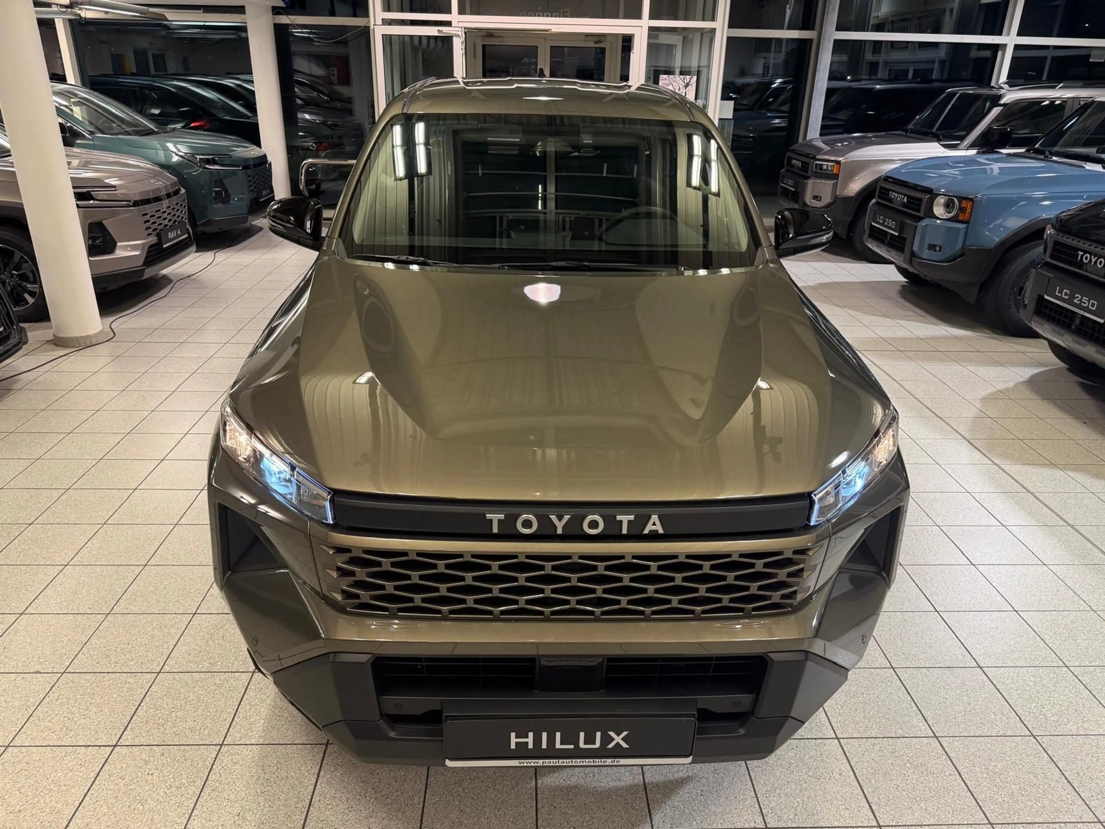 Toyota Hilux HILUX DOUBLE CAB-MILD HYB.-DUTY-4x4-NEUES MODELL — photo 12