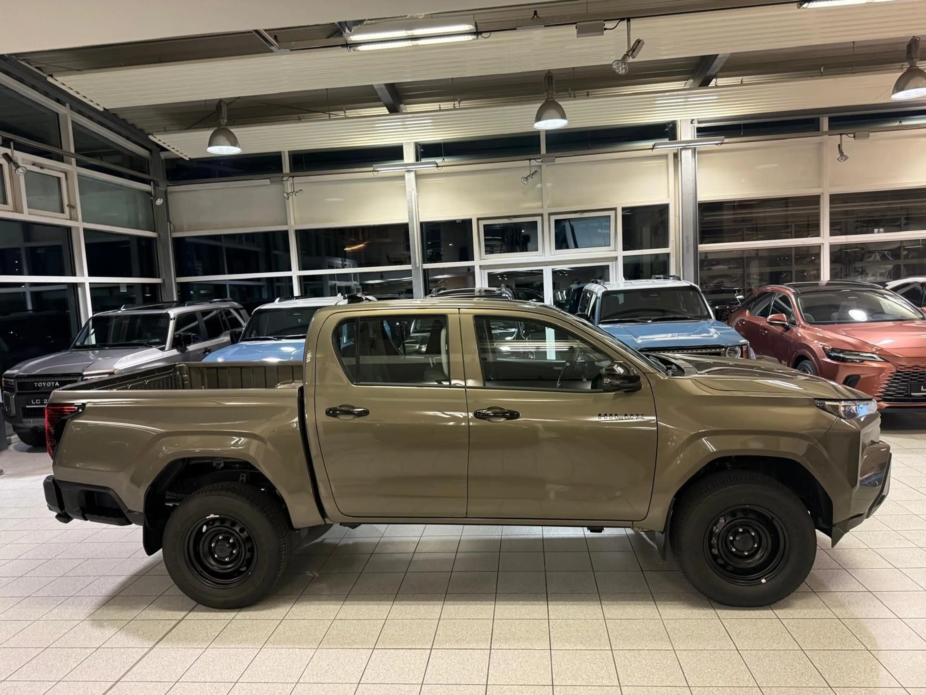 Toyota Hilux HILUX DOUBLE CAB-MILD HYB.-DUTY-4x4-NEUES MODELL — photo 9