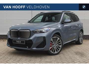 xDrive30 High Executive M Sport / Trekhaak / Sport