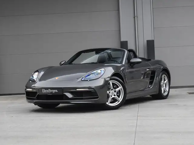 Porsche 718 2.0 Turbo Boxster / Achatgrau / Sport Design