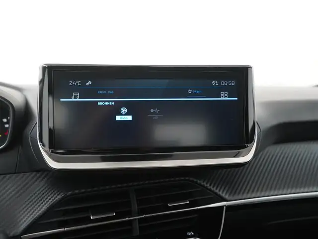 Peugeot 208 view 13