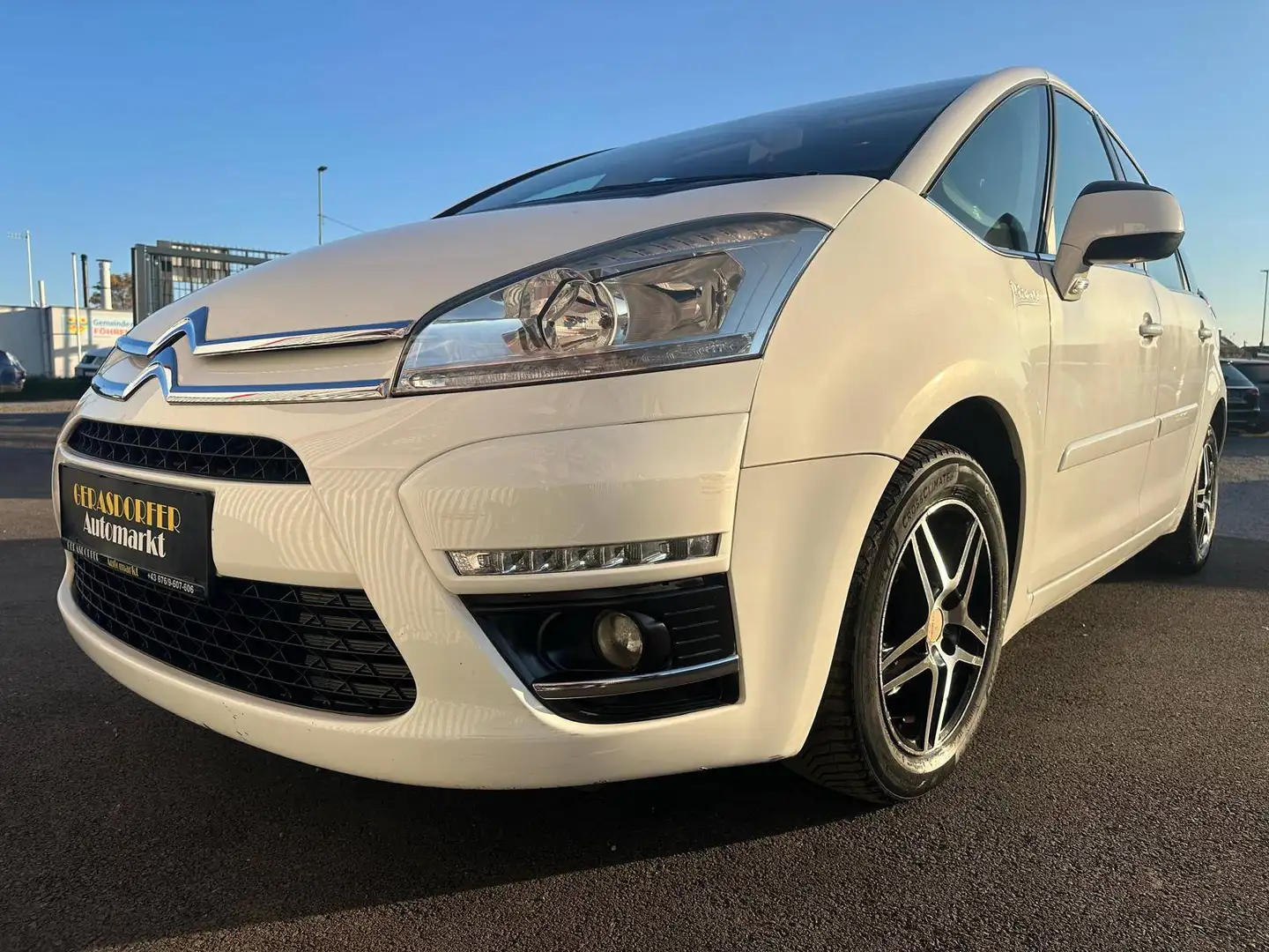 Citroen C4 Picasso 1.6HDI Selection *Mit Neues Pickerl*Finanzierung* Weiß - 2