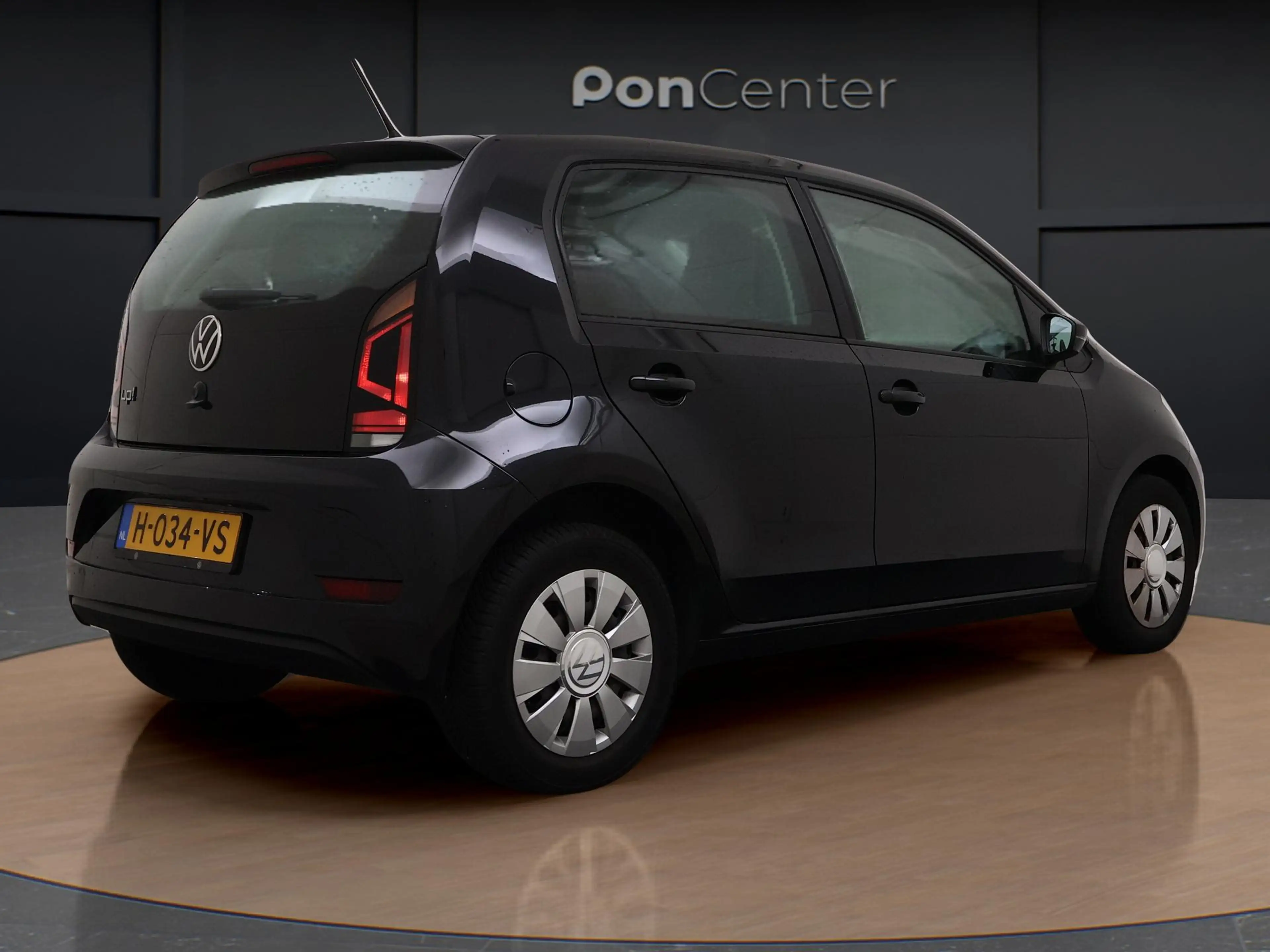 Volkswagen up! 1.0 BMT move | Climatic | Bluetooth | — photo 4