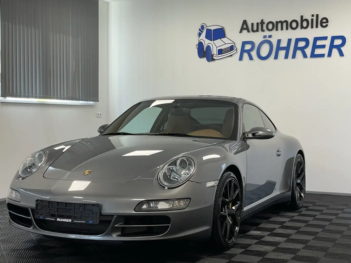 Porsche 997 911 Carrera 4S Coupe Klappen-AGA PCCB PASM Grau - 1