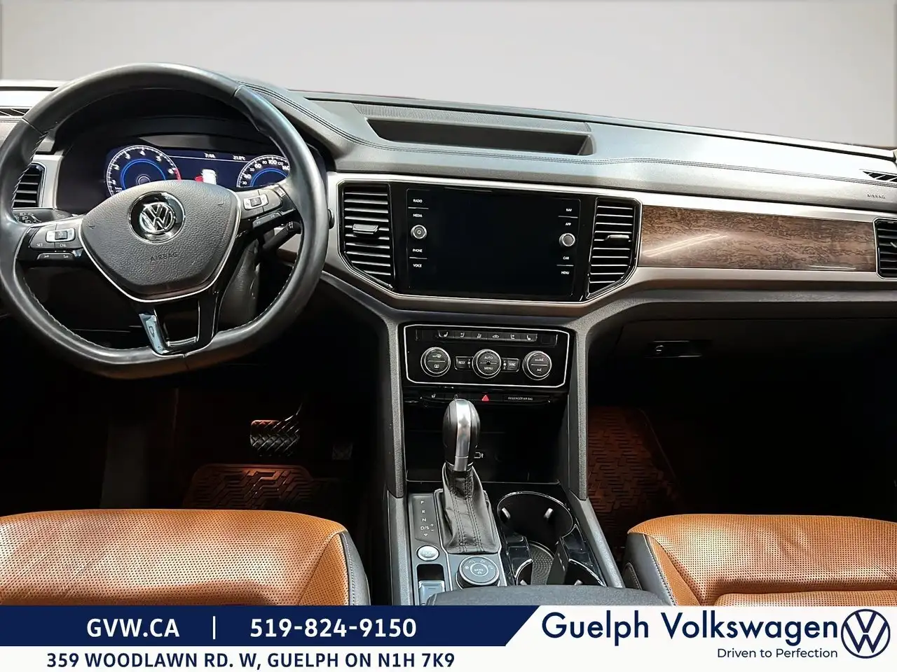 Volkswagen Atlas снимка Volkswagen Atlas