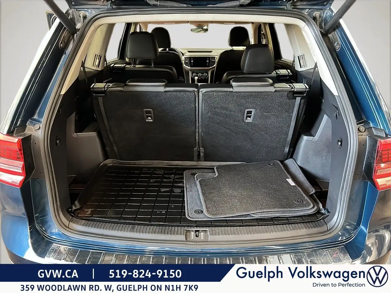 Volkswagen Atlas снимка Volkswagen Atlas