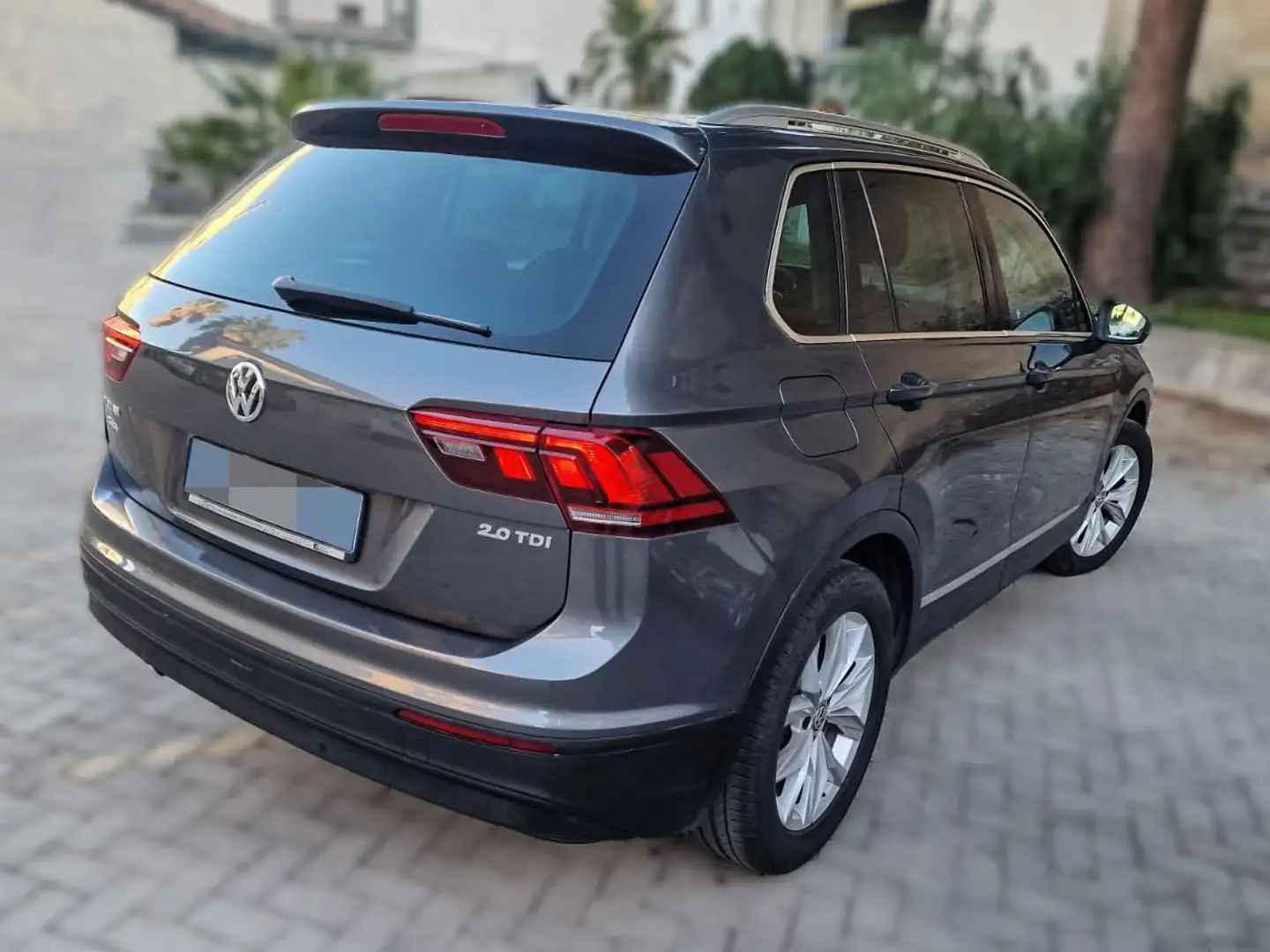 Volkswagen Tiguan Tiguan II 2016 2.0 tdi Business 150cv Grigio - 2