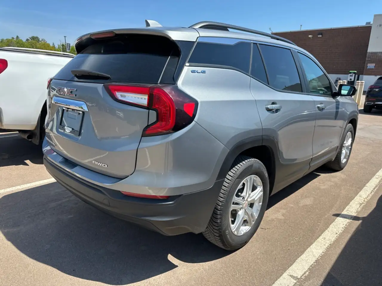 GMC Terrain photo GMC Terrain