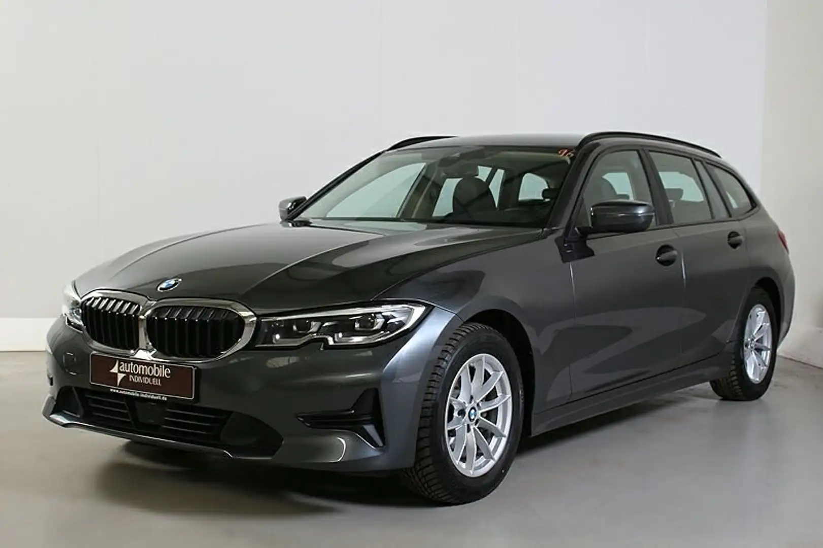 BMW 318 d AT Advatage ACC AHK HiFi Sportsitze DAB Grigio - 1