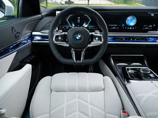 BMW M view 13