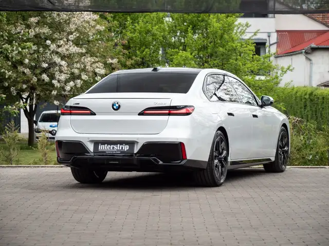 BMW M view 6