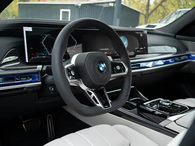 BMW M view 12
