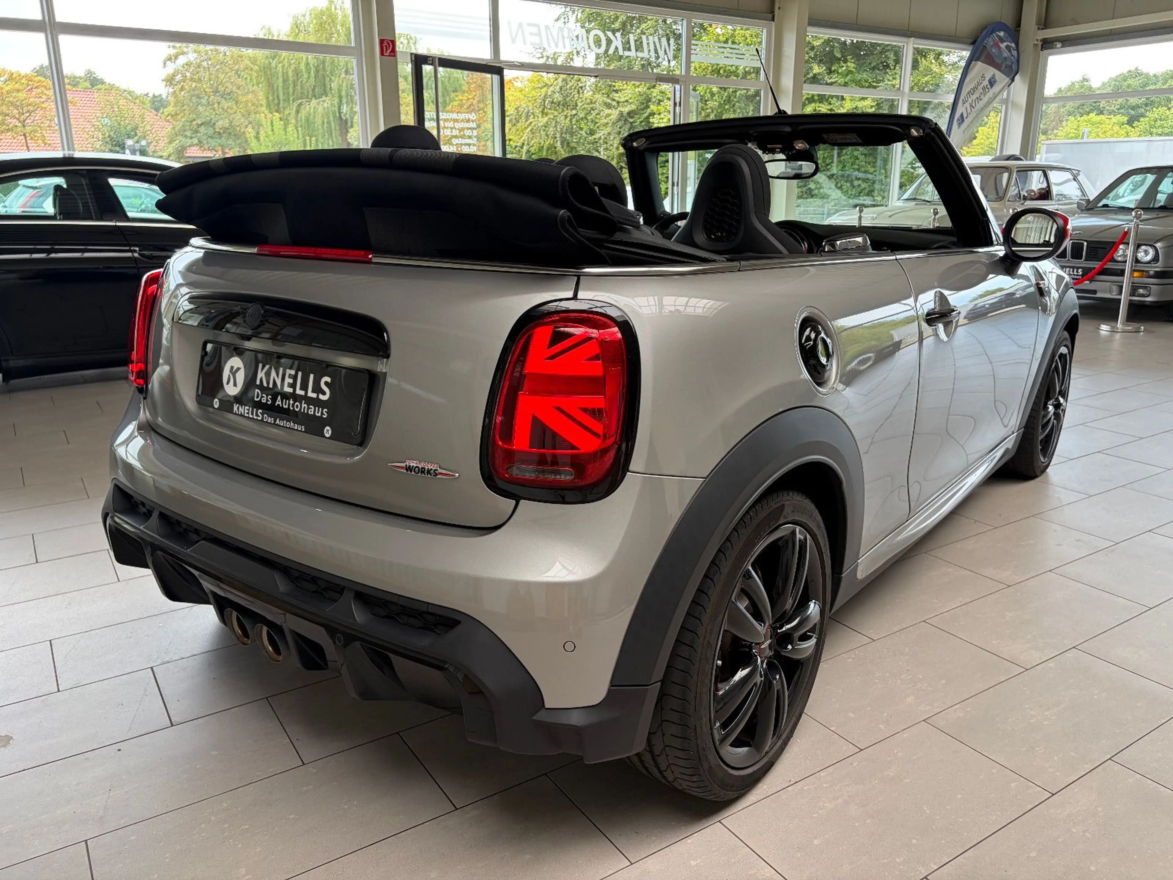 MINI John Cooper Works Cabrio H&K/HUD/VIRTUAL/KAMERA — photo 6