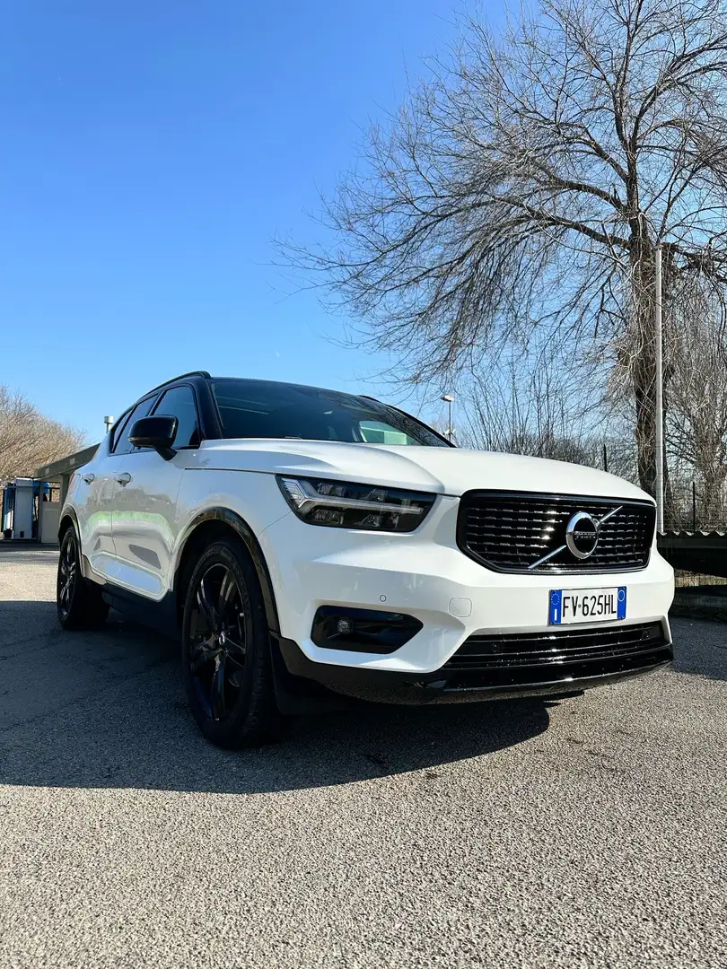 Volvo XC40 2.0 d4 R-design awd geartronic my20 - 2
