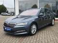 Skoda Superb Combi 2.0 TDI DSG 4x4 Matrix 360° AHK Leder Kessy Gris - thumbnail 2