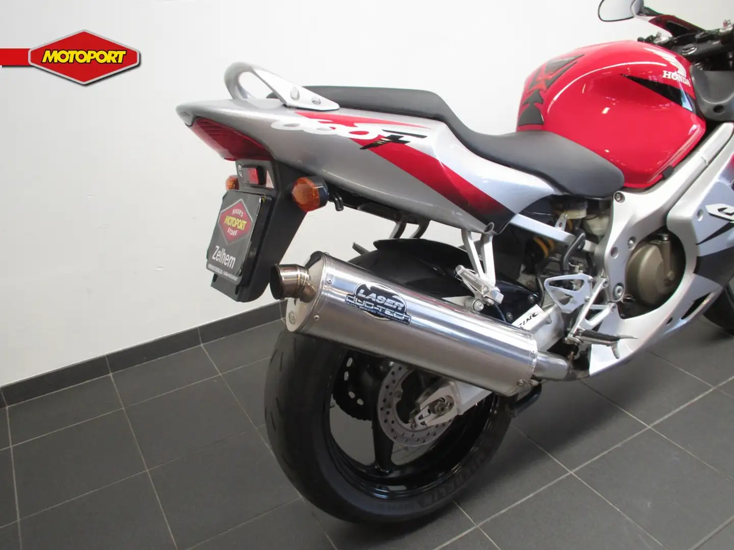 Honda CBR 600 F Rot - 2