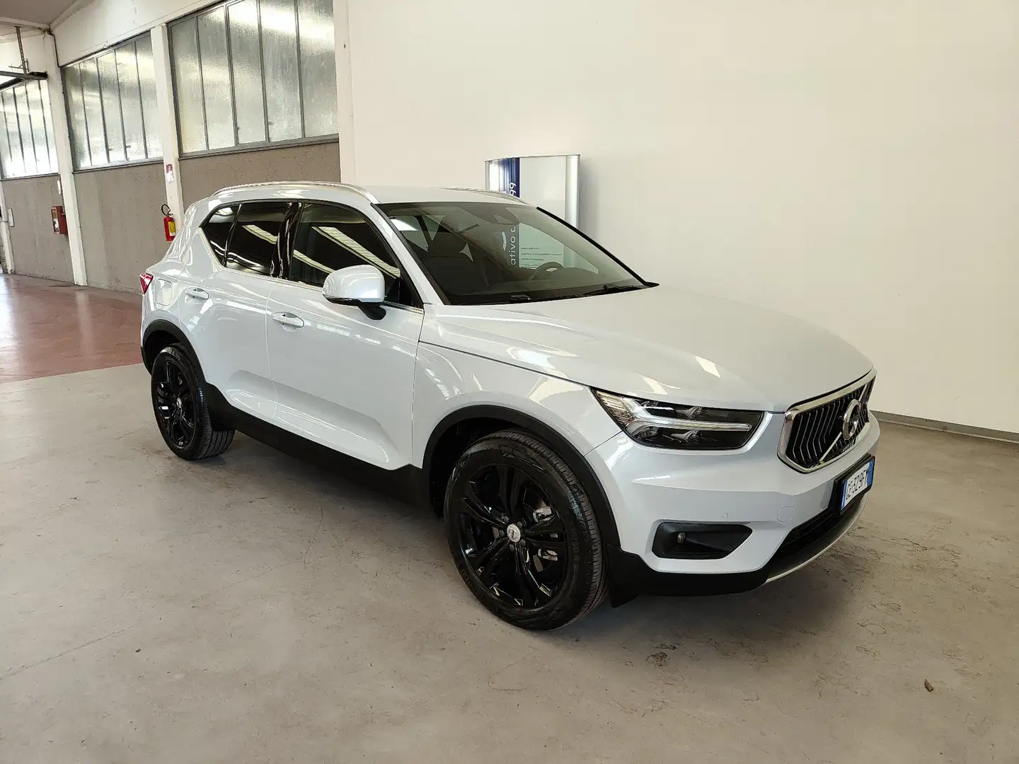 Volvo XC40 B5 MHEV 250 CV AWD Geartronic Inscription Pelle 19 Argent - 2