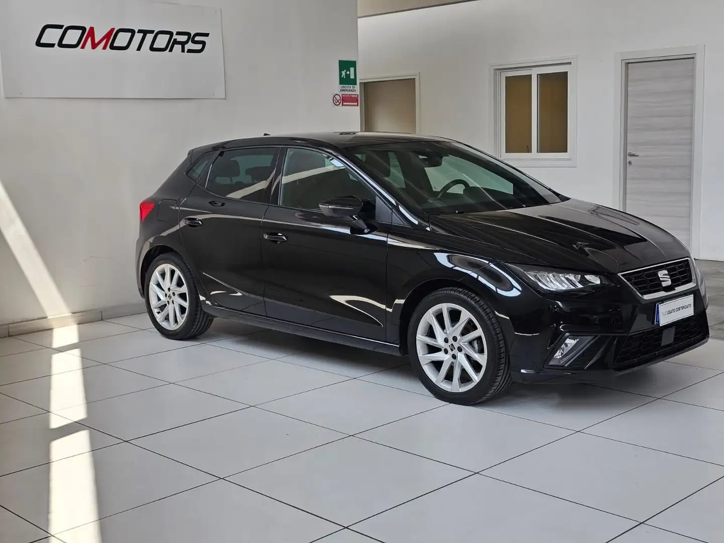 SEAT Ibiza 1.0 EcoTSI 95 CV 5 porte FR Nero - 2