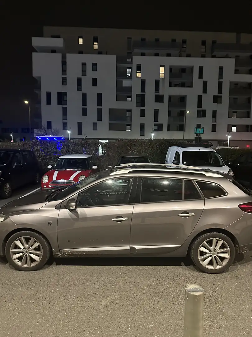 Renault Megane Mégane Estate III 2.0 dCi 150 FAP XV De France Eu - 2