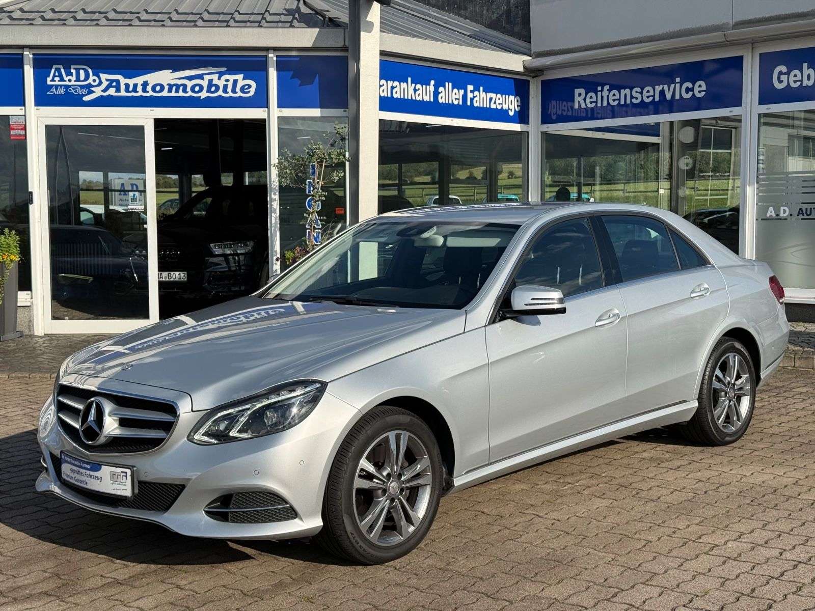 Mercedes-Benz E 350