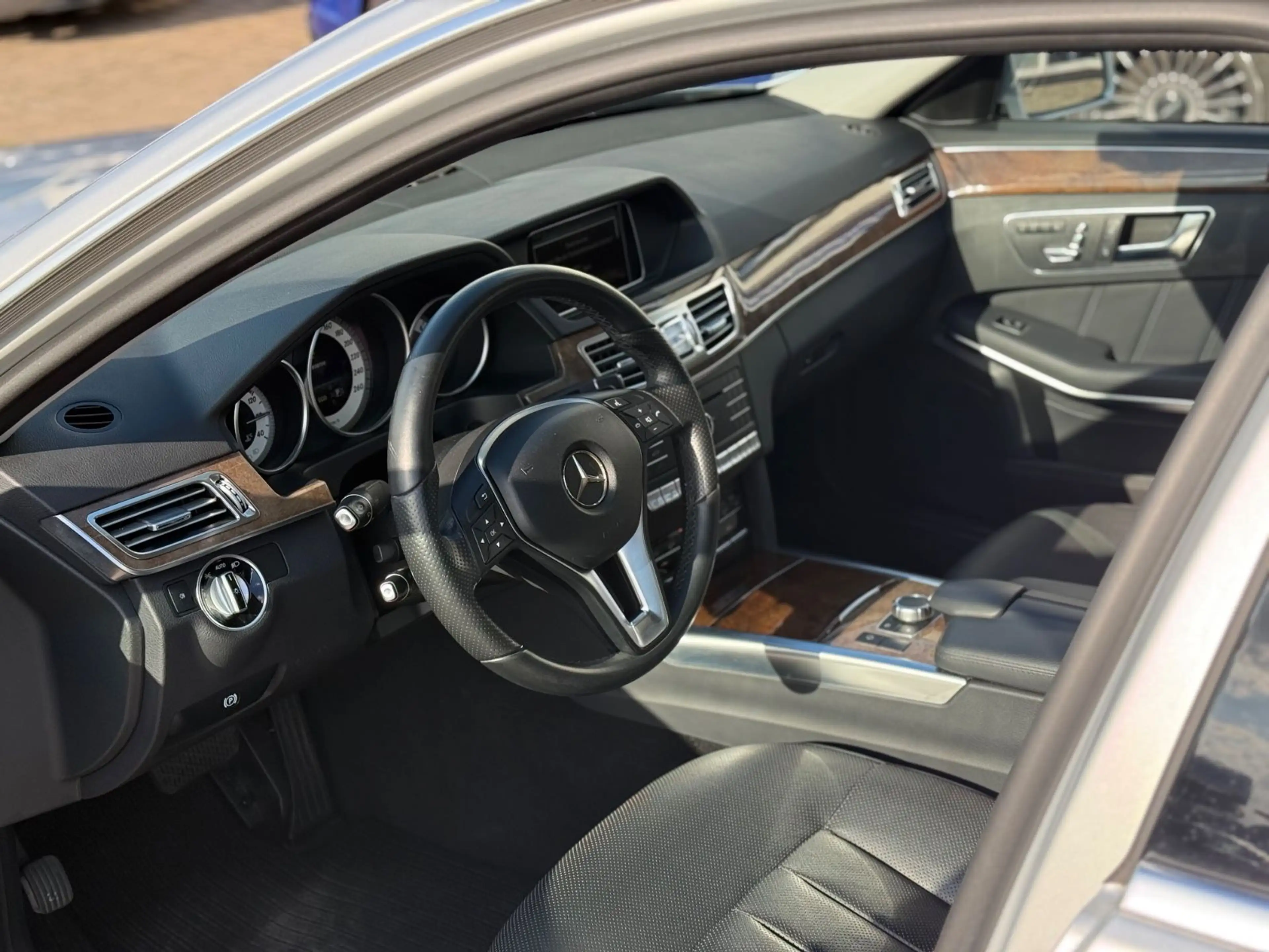 Mercedes-Benz E 350 Limousine BlueTec 4Matic Massage Memory — photo 7