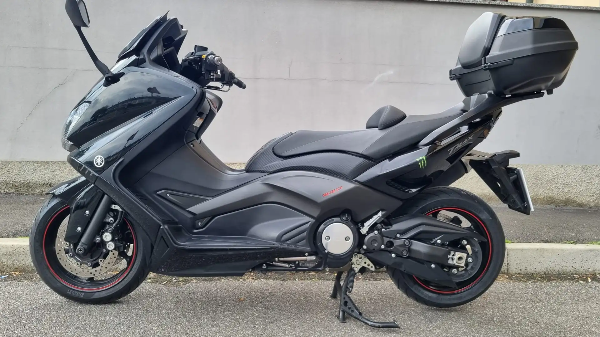 Yamaha TMAX 530 Black Max Чорний - 2
