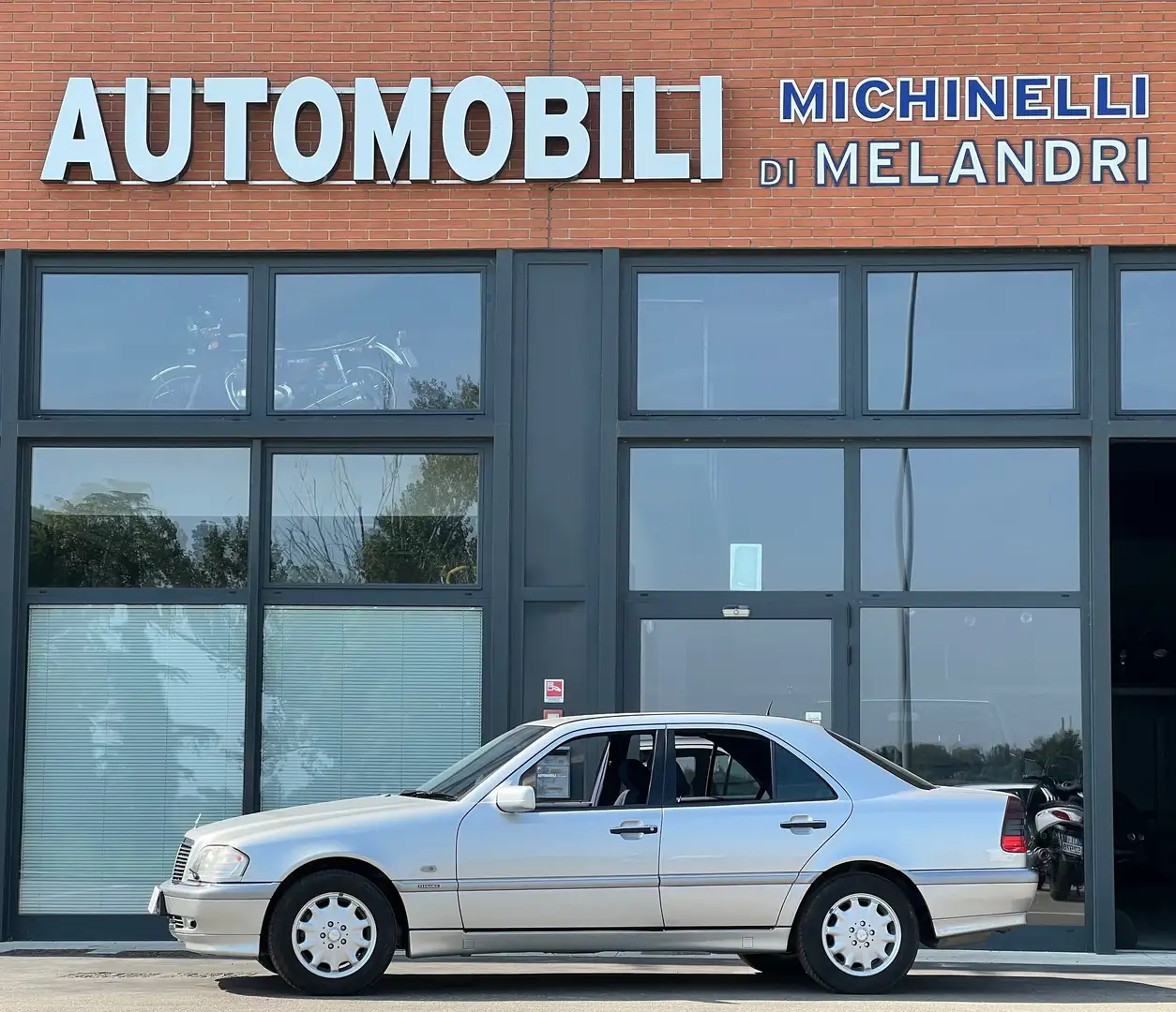 Mercedes-Benz C 200 Classe C Berlina Kompressor Elegance A.S.I. Plateado - 1
