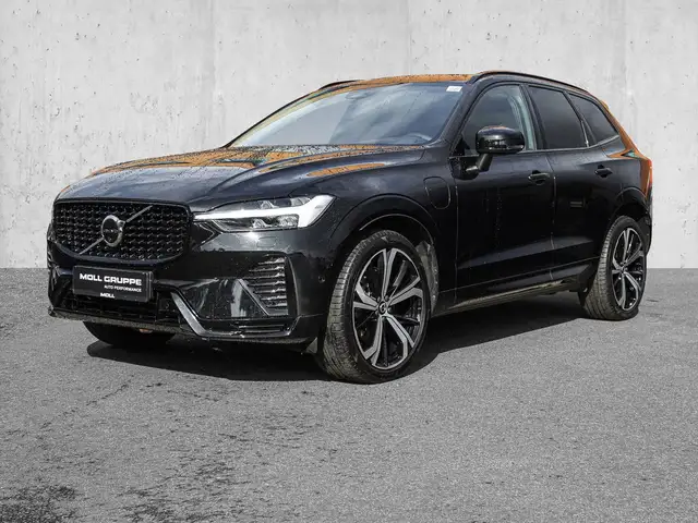 Volvo XC60 view 2