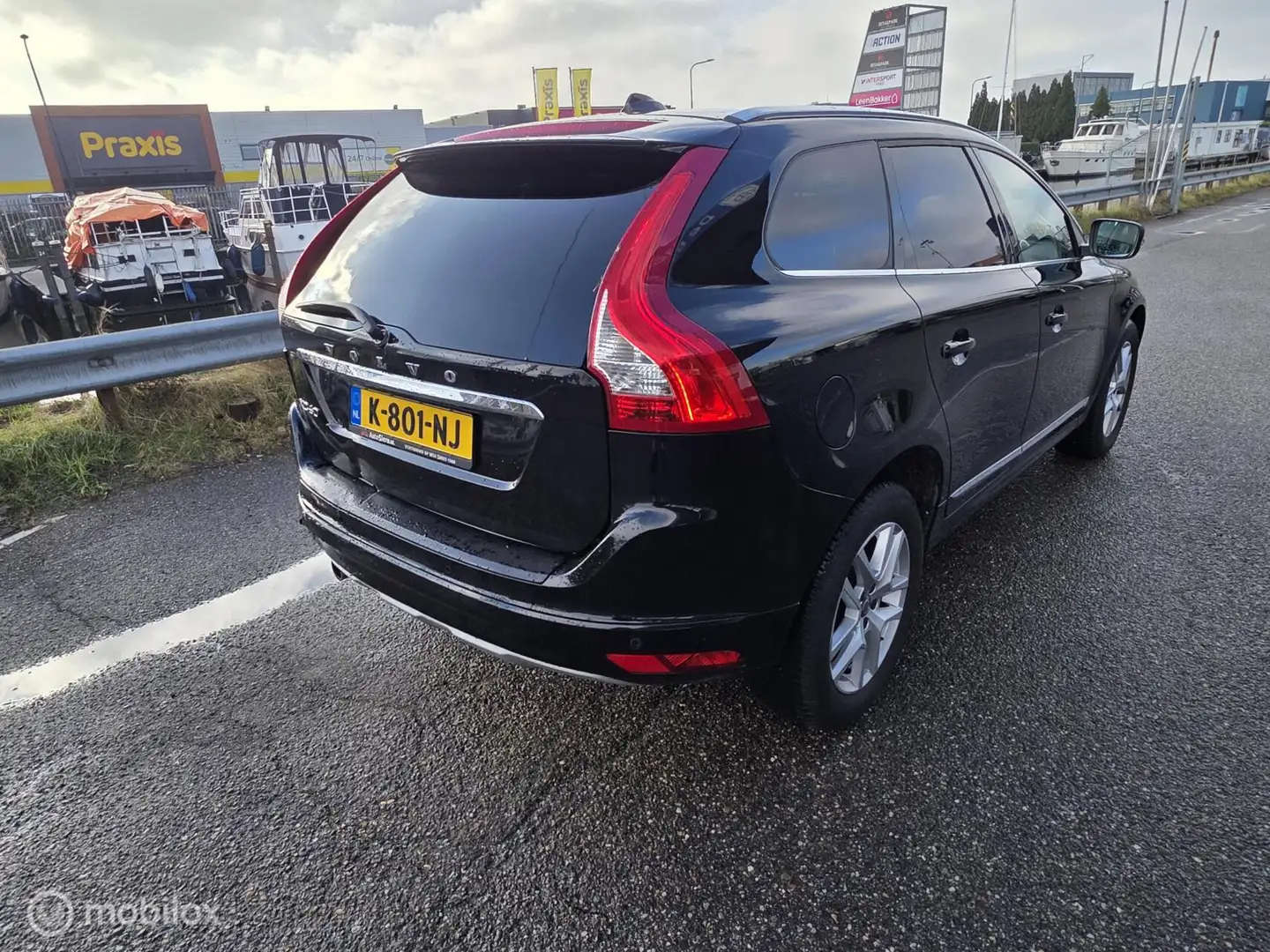 Volvo XC60 2.0 D3 FWD Ocean Race 2016, 161000 km, PANORAMA** Noir - 2