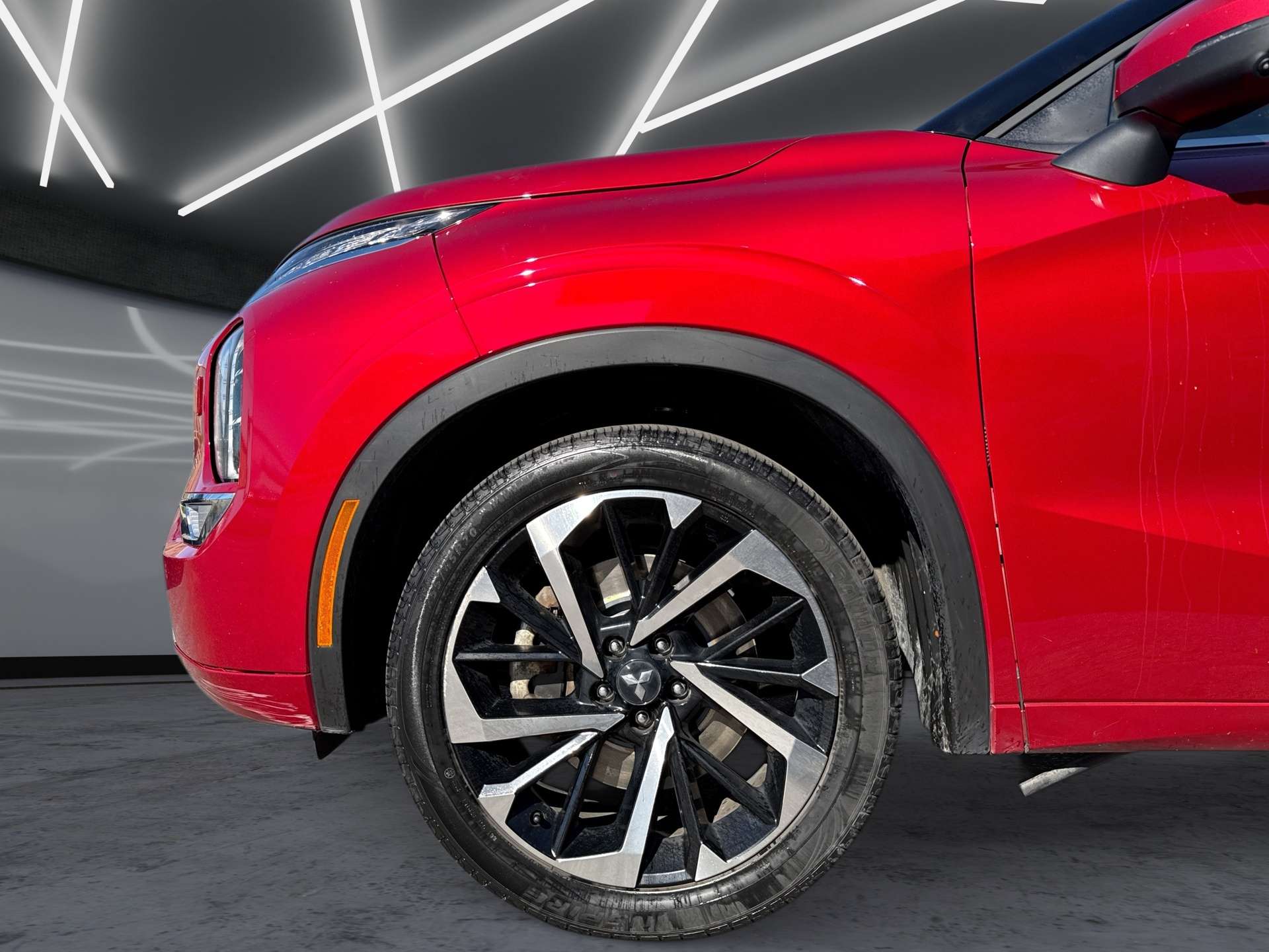used 2024 Mitsubishi Outlander car, priced at $26,900