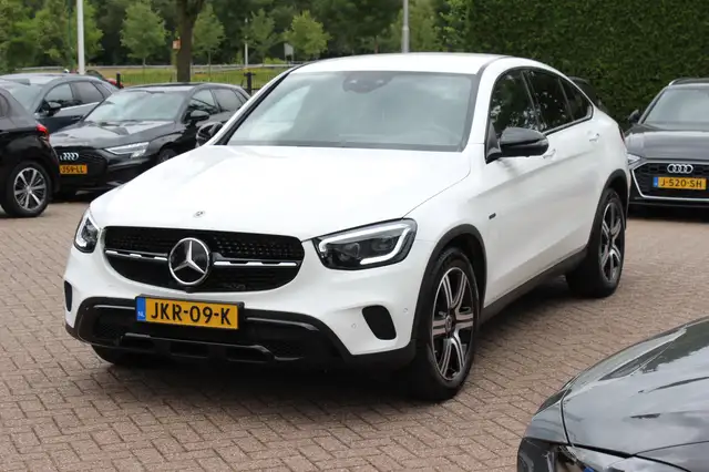 Mercedes-Benz GLC view 7