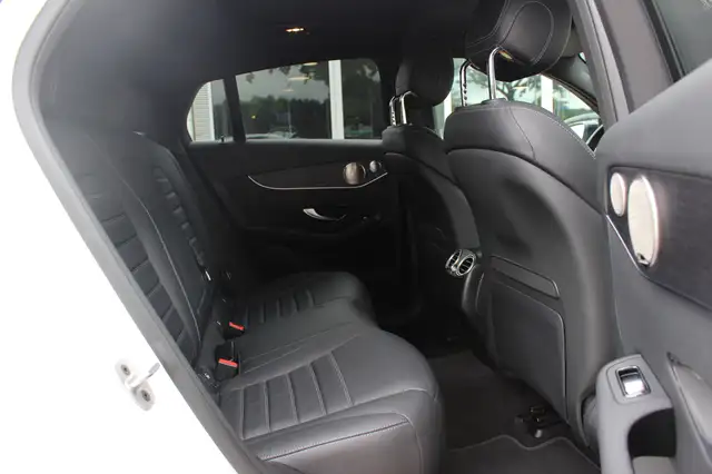 Mercedes-Benz GLC view 13
