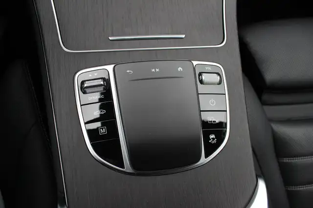 Mercedes-Benz GLC view 30