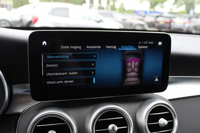 Mercedes-Benz GLC view 28