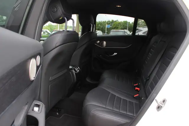Mercedes-Benz GLC view 12