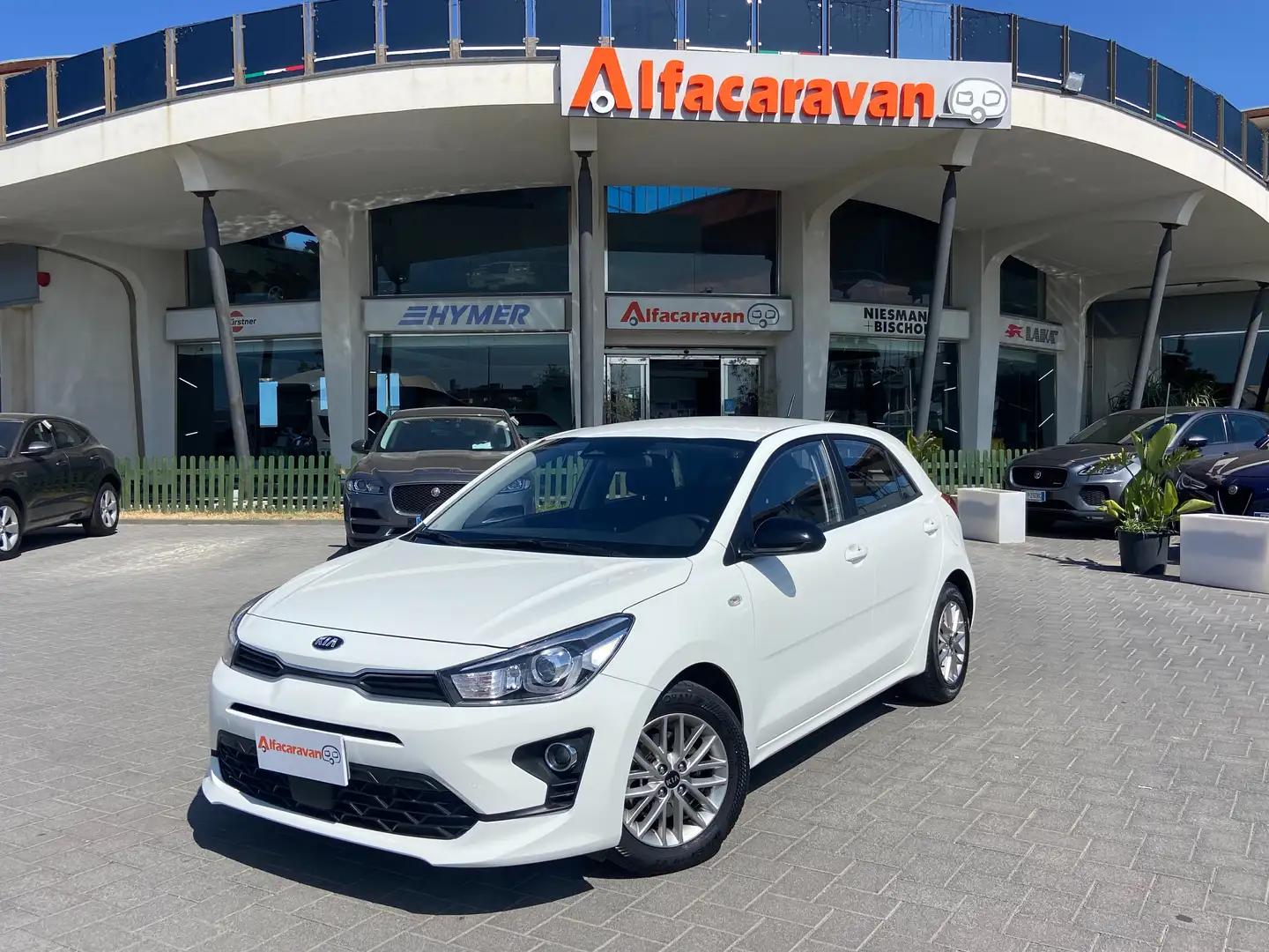 Kia Rio 1.0 t-gdi mhev Style 100cv imt Bianco - 1