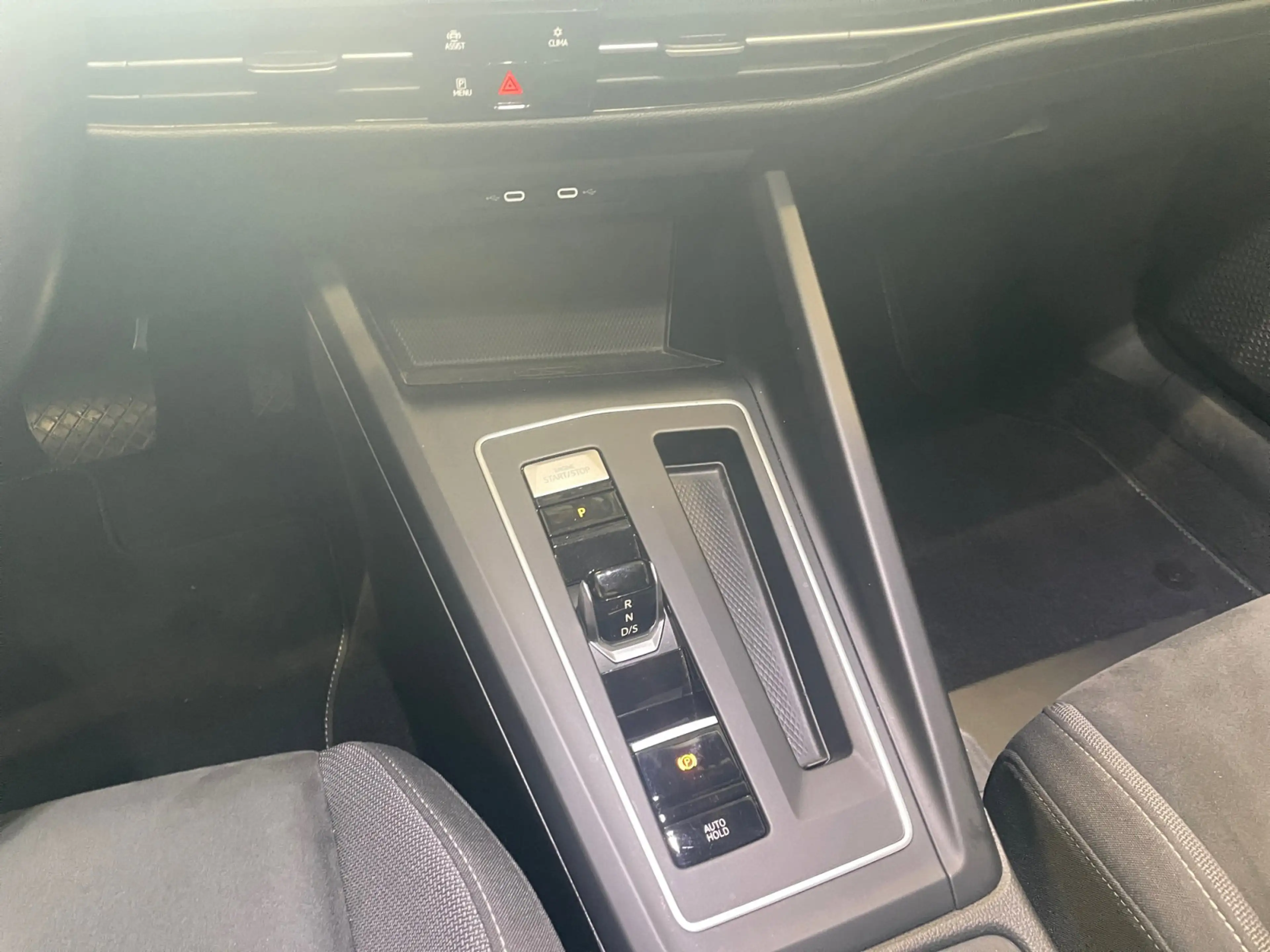 Volkswagen Golf Variant Life Business Premium 1.0 eTSI 110 ch DSG — photo 12