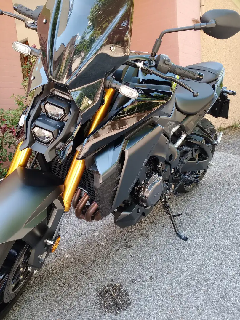 Suzuki GSX-S 1000 Schwarz - 1