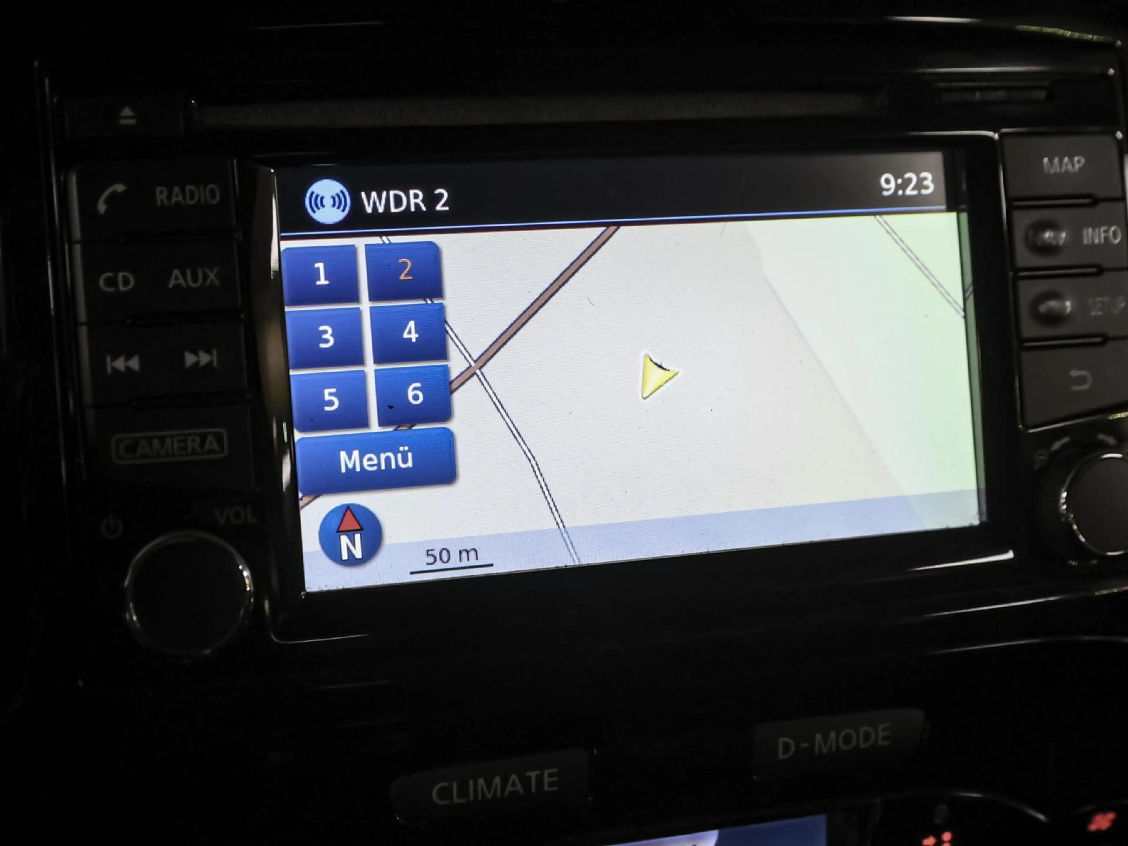Nissan Juke 1.2 DIG-T Acenta NAVI RFK KLIMA AHK LM GJR — photo 6