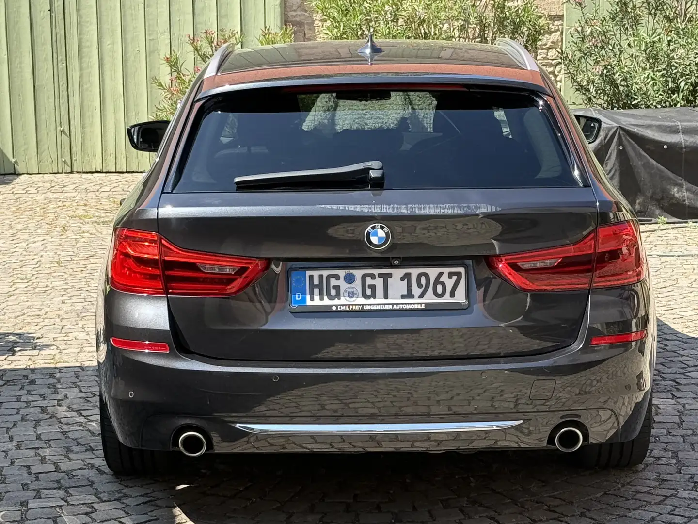 BMW 530 530d xDrive Touring/Aut/HUD/AHK/LED Grau - 1
