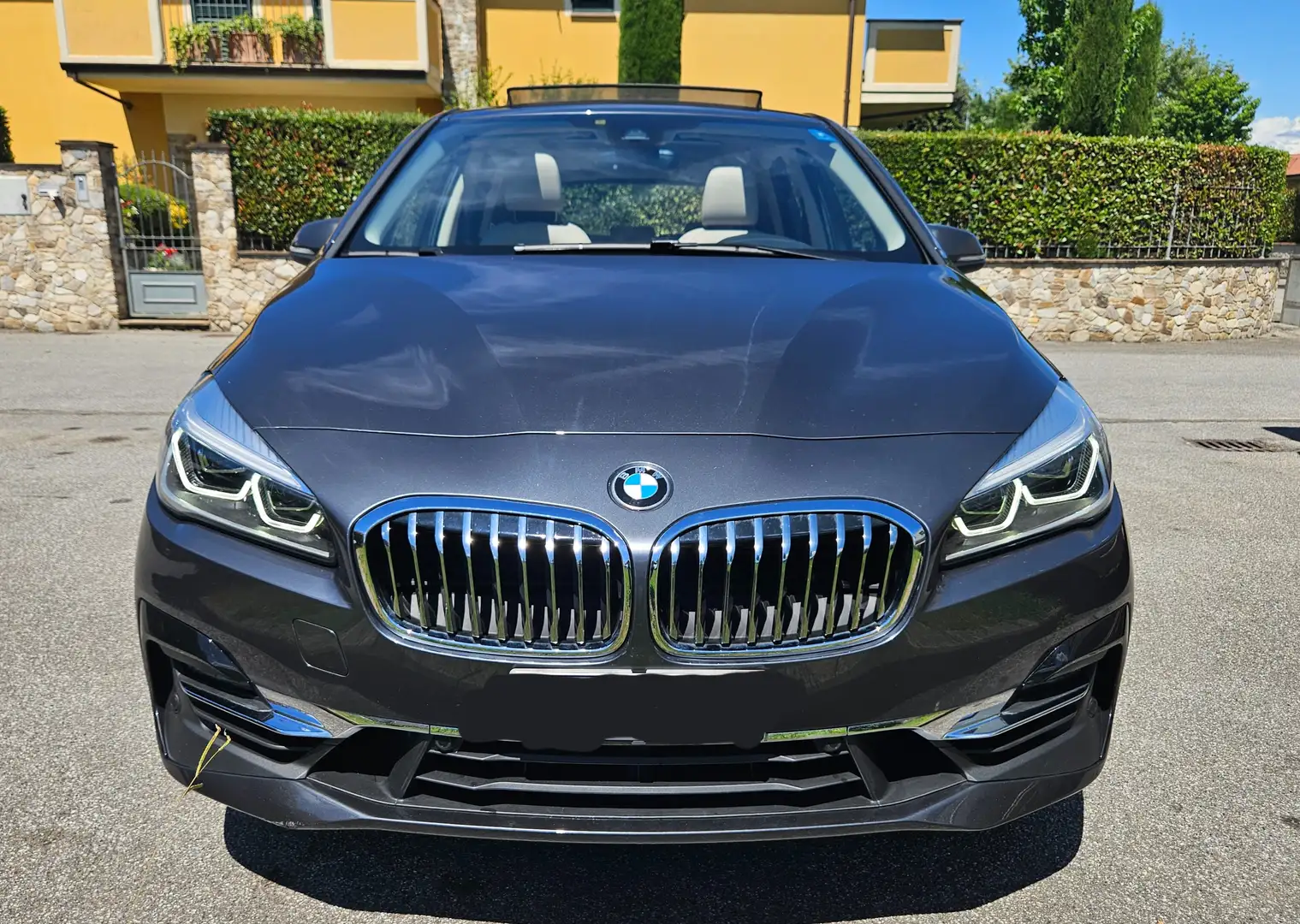 BMW 220 220d Active Tourer xdrive Luxury auto Grigio - 2