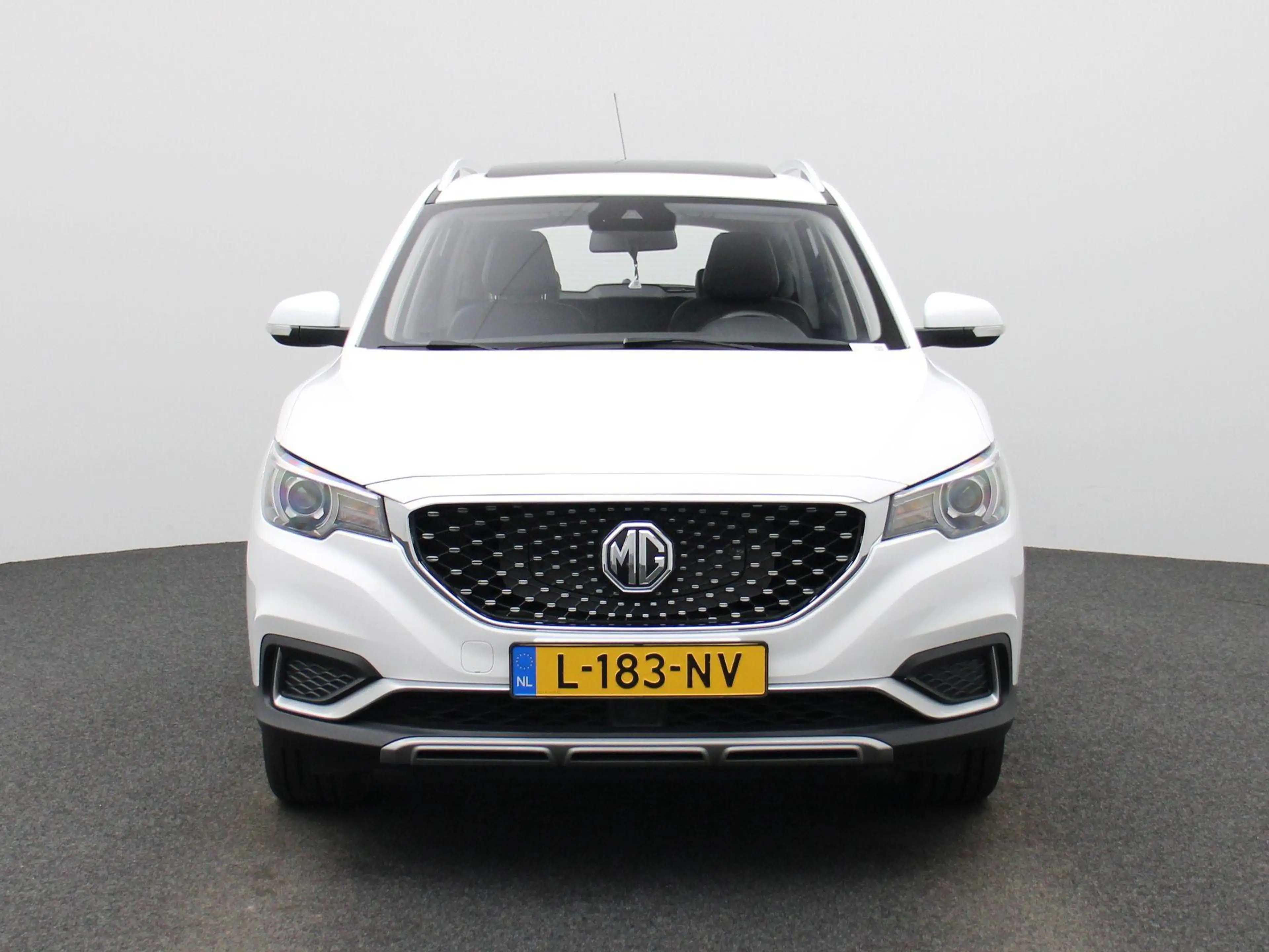 MG ZS EV Luxury 45 kWh | Apple Carplay/Android Auto | Pa — photo 3