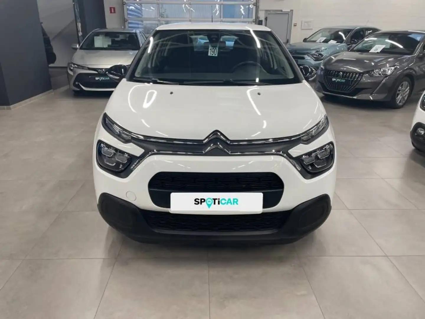 Citroen C3 3 1.2 PureTech 83 S&S MAN Start Wit - 2