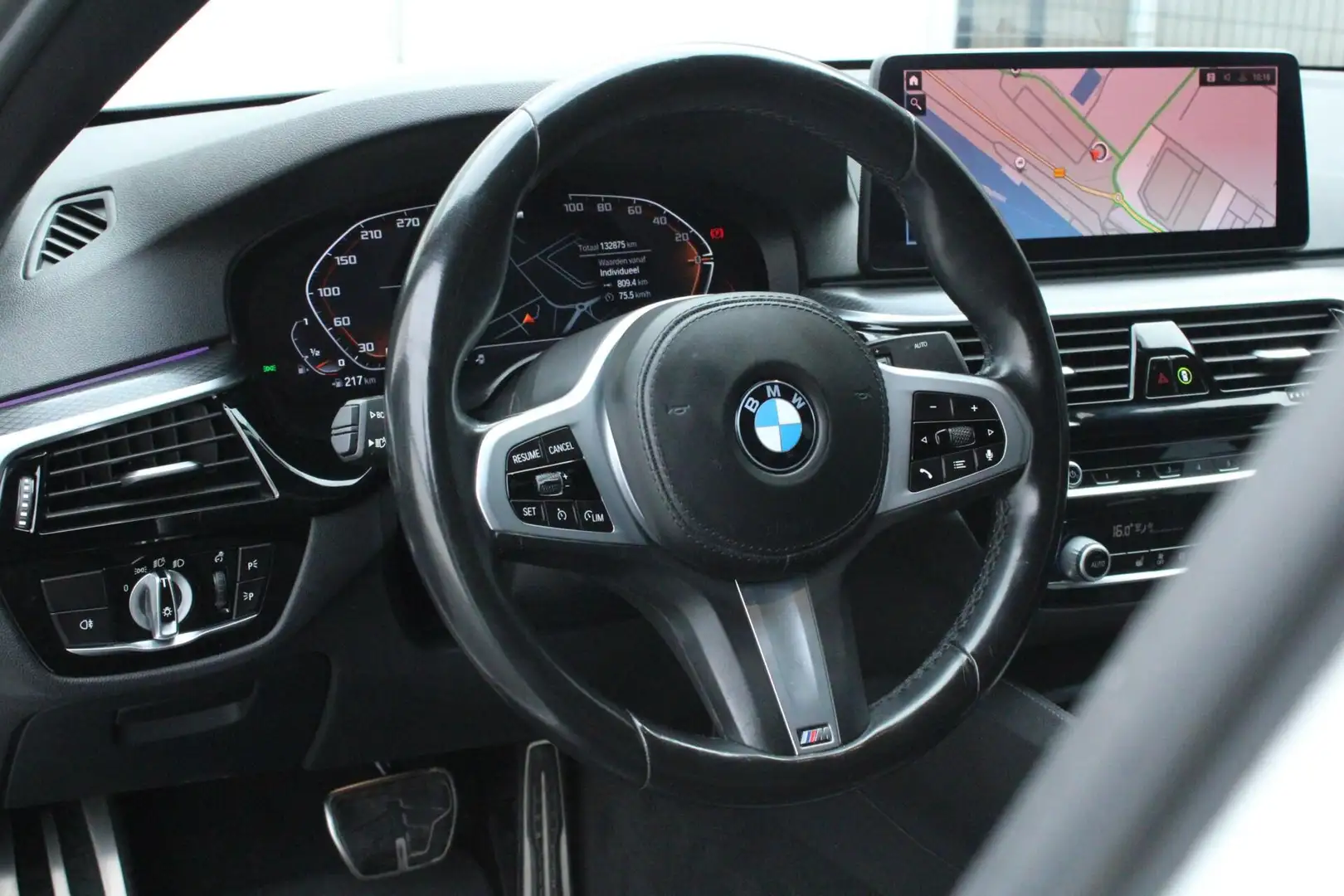 BMW 520 5-serie 520i M-SPORT LASER MEMORY LEDER CAMERA SFE Weiß - 2