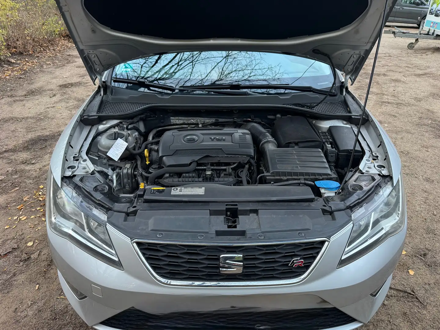 SEAT Leon Leon SC 1.8 TSI Start Stříbrná - 1